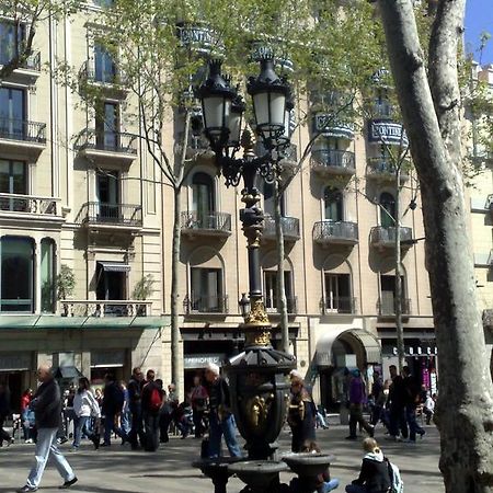 Hostal Capitol Ramblas Barcelona Kültér fotó